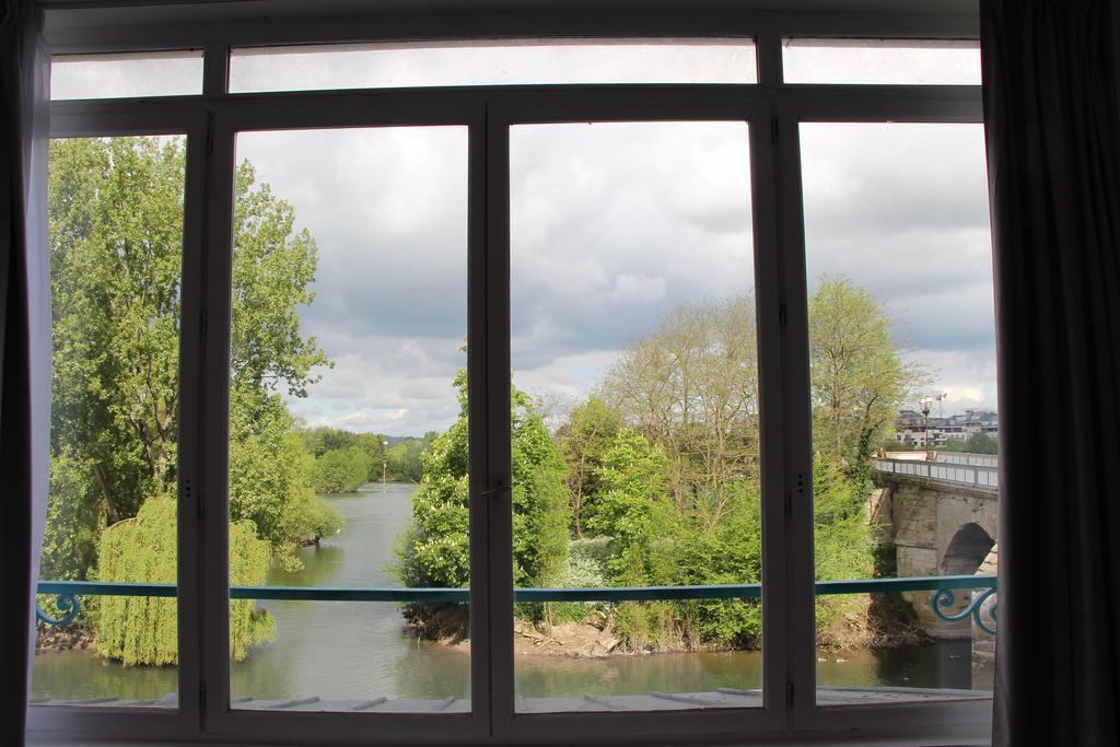 Hotel L'Esturgeon Poissy Rom bilde