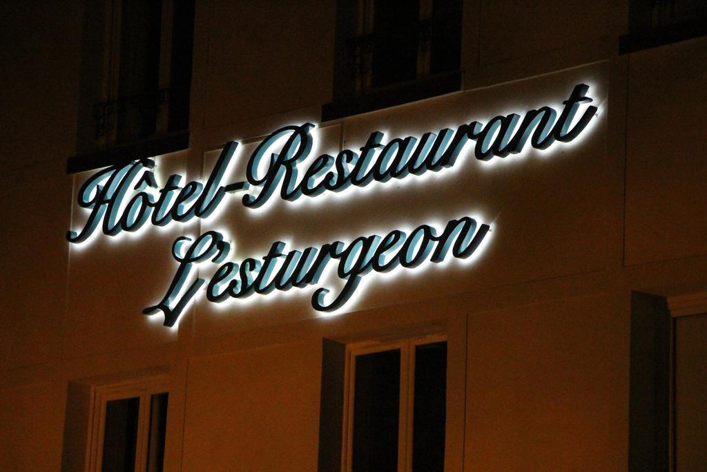 Hotel L'Esturgeon Poissy Eksteriør bilde