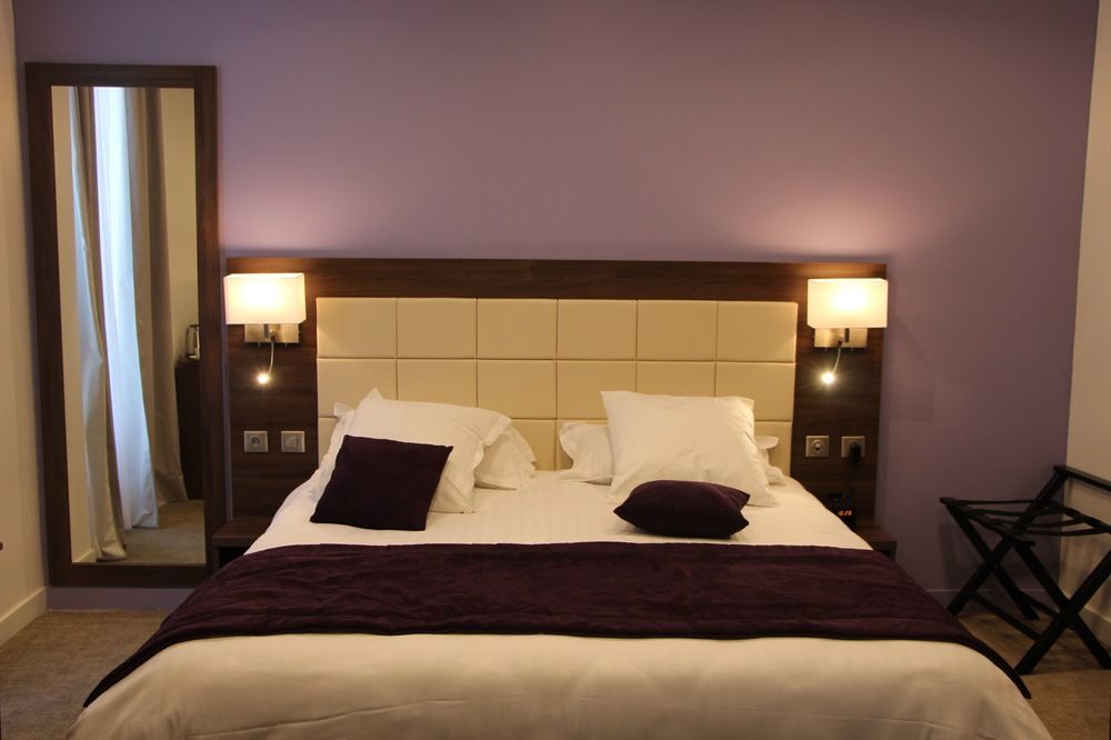 Hotel L'Esturgeon Poissy Eksteriør bilde