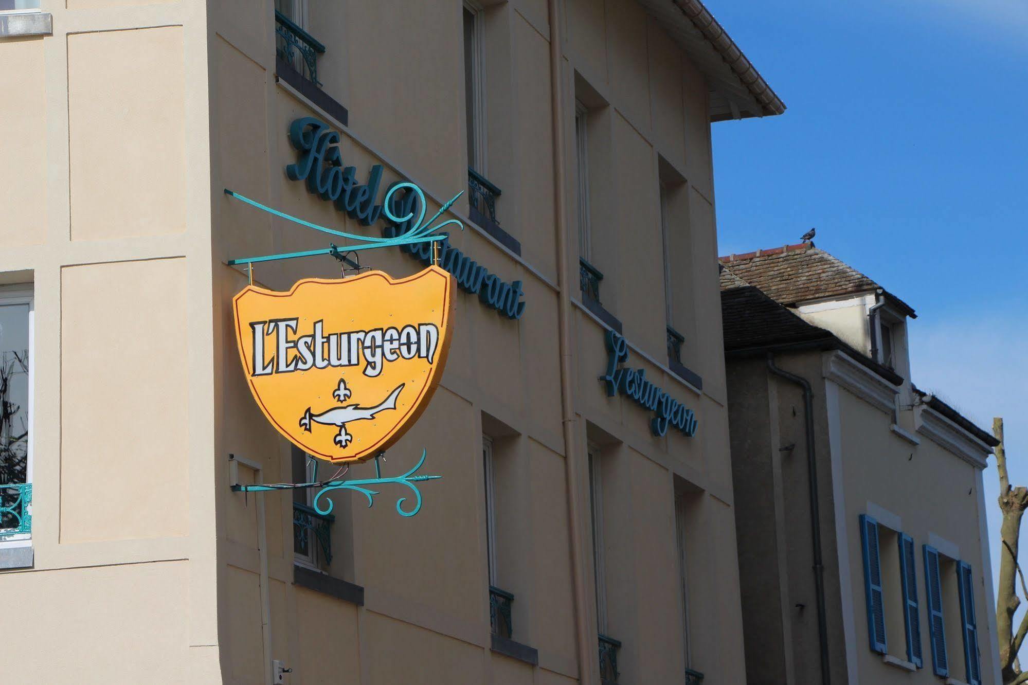 Hotel L'Esturgeon Poissy Eksteriør bilde